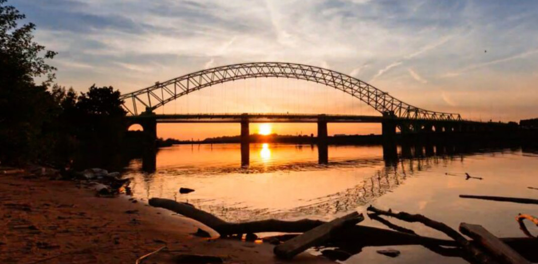Runcorn bridge article image
